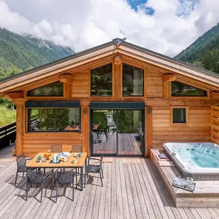 Seven Summits - Pool - Sauna - Jacuzzi - By Cozee Horská chata *