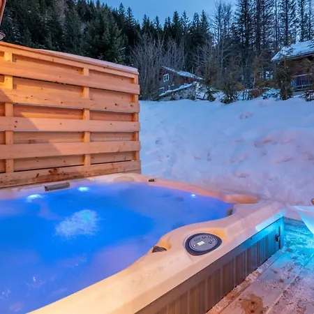 Horská chata Seven Summits - Pool - Sauna - Jacuzzi - By Cozee *
